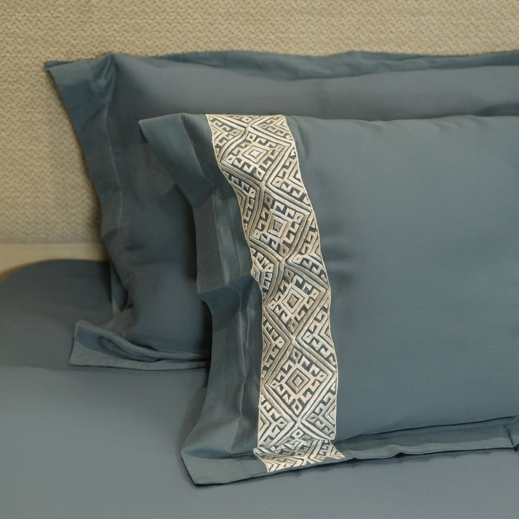 Reysha Embroidery Cotton Bedsheet- Diamond Drift Bermuda grey- 400 TC