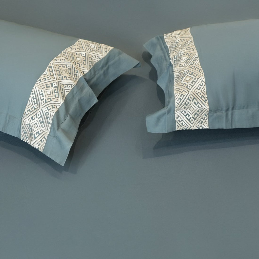 Reysha Embroidery Cotton Bedsheet- Diamond Drift Bermuda grey- 400 TC
