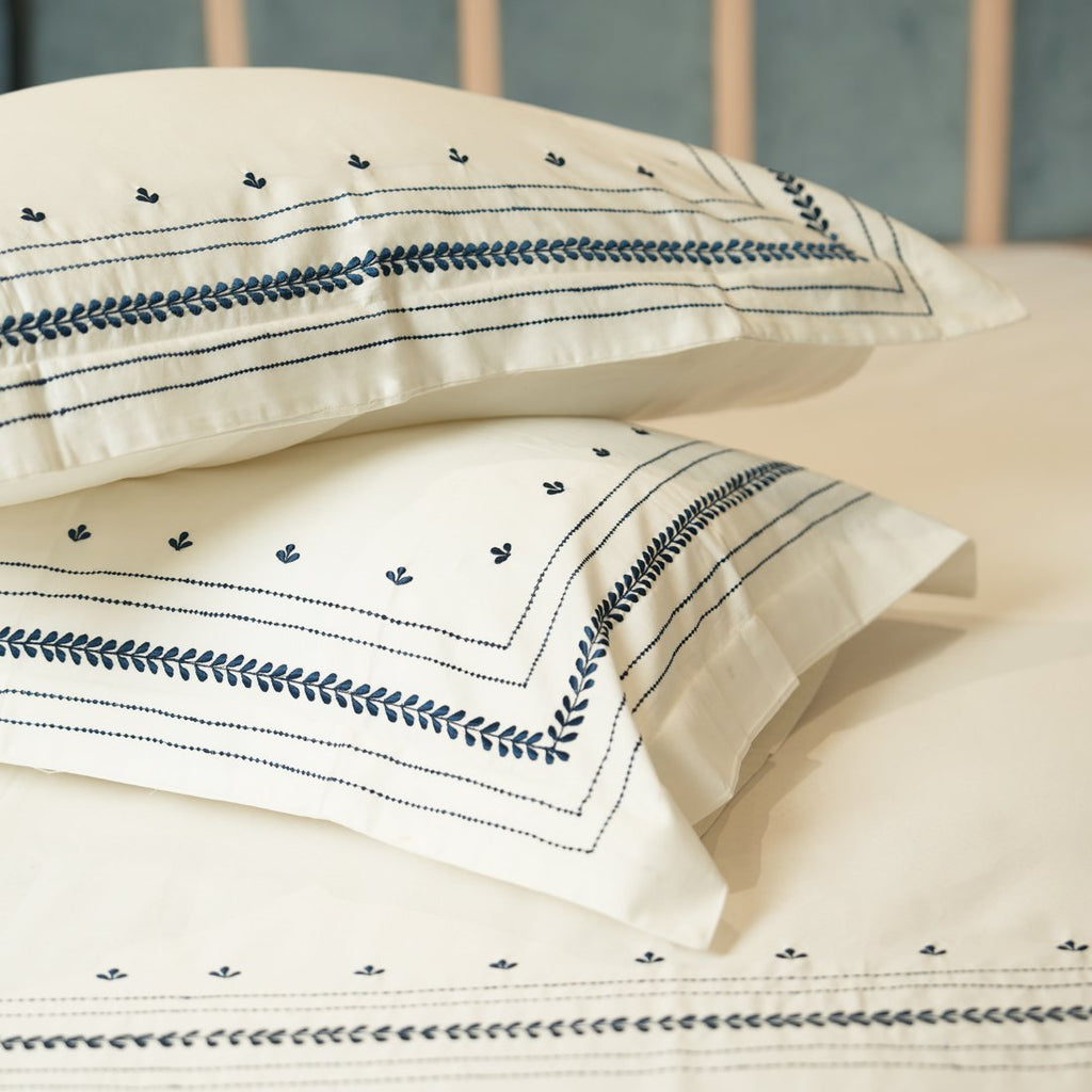 Reysha Embroidery Cotton Bedsheet- Midnight Minimal pearl white 400 TC