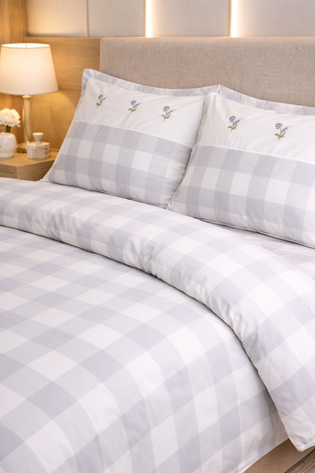 Reysha Digital Print Colour Premium Cotton Bedsheet - Gingham Grey Garden Bliss ( Thread Count 300 )