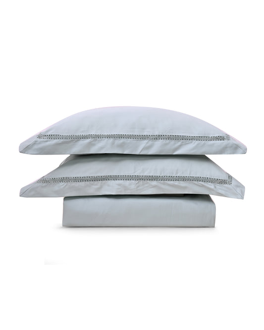 Reysha Solid Colour Premium Cotton Bedsheet - Green Petals ( Thread Count 300 )