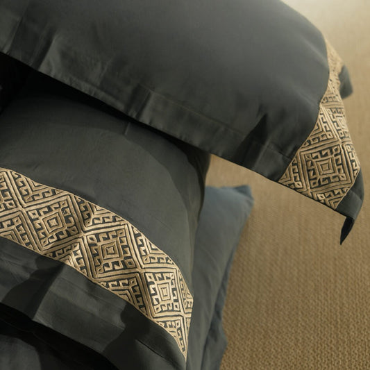 Reysha Embroidery Cotton Bedsheet- Diamond Drift Bermuda grey- 400 TC