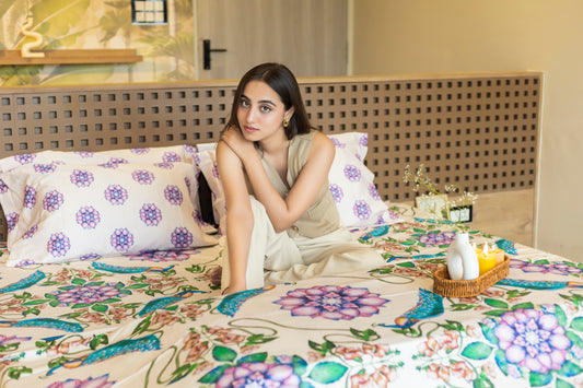 Reysha Digital Print Colour Premium Cotton Bedsheet- Peacock Meadow ( Thread Count 400 )
